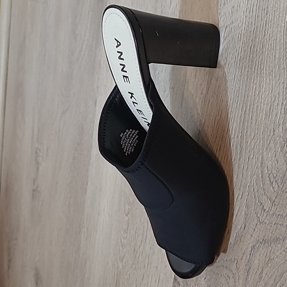 Anne Klein Peep Toe Mule - size 9 M - Picture 5 of 10